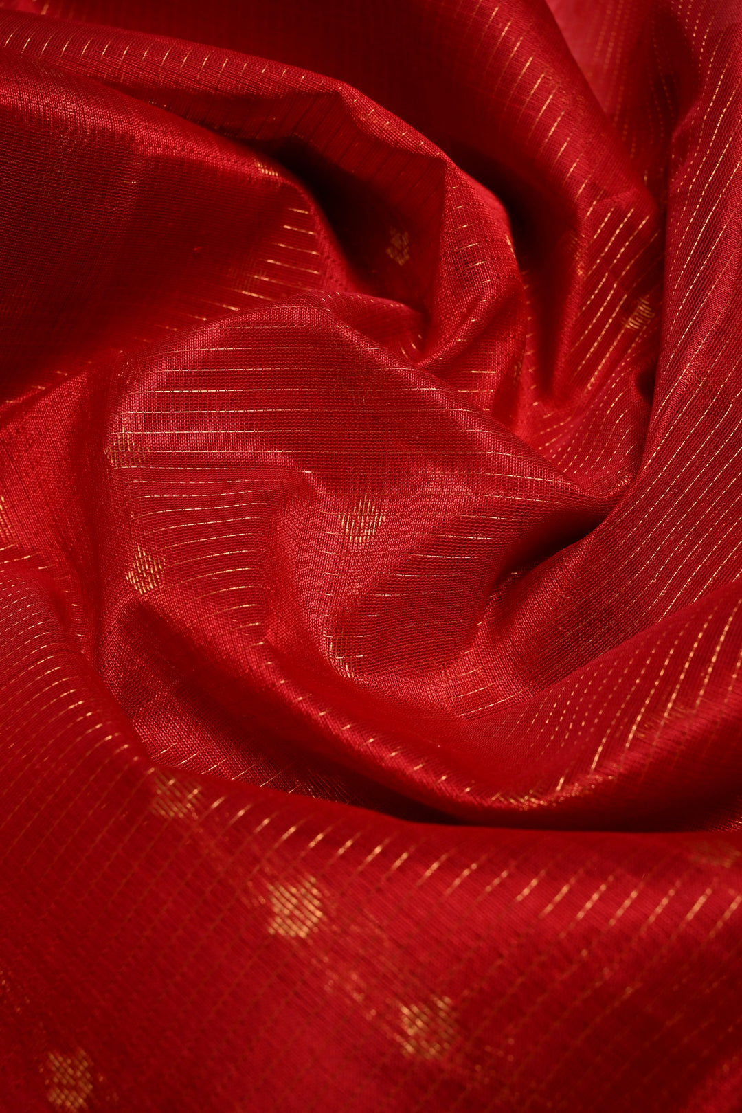 Red Vairaoosi Zari Stripes Kanchi Silk Cotton Handloom Saree with Zari Butta  and Zari Border | SHOBITAM