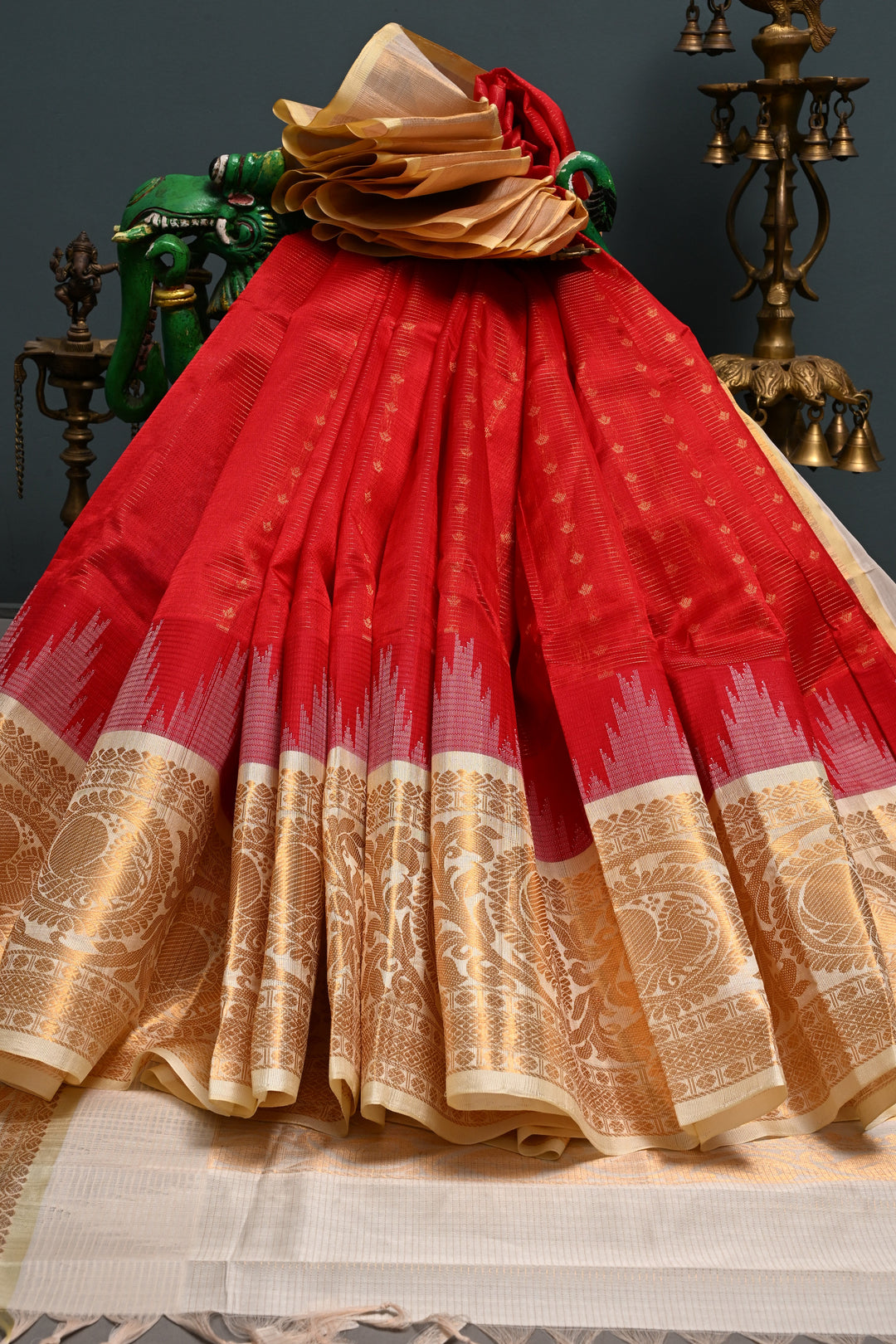 Red Vairaoosi Zari Stripes Kanchi Silk Cotton Handloom Saree with Zari Butta  and Zari Border | SHOBITAM