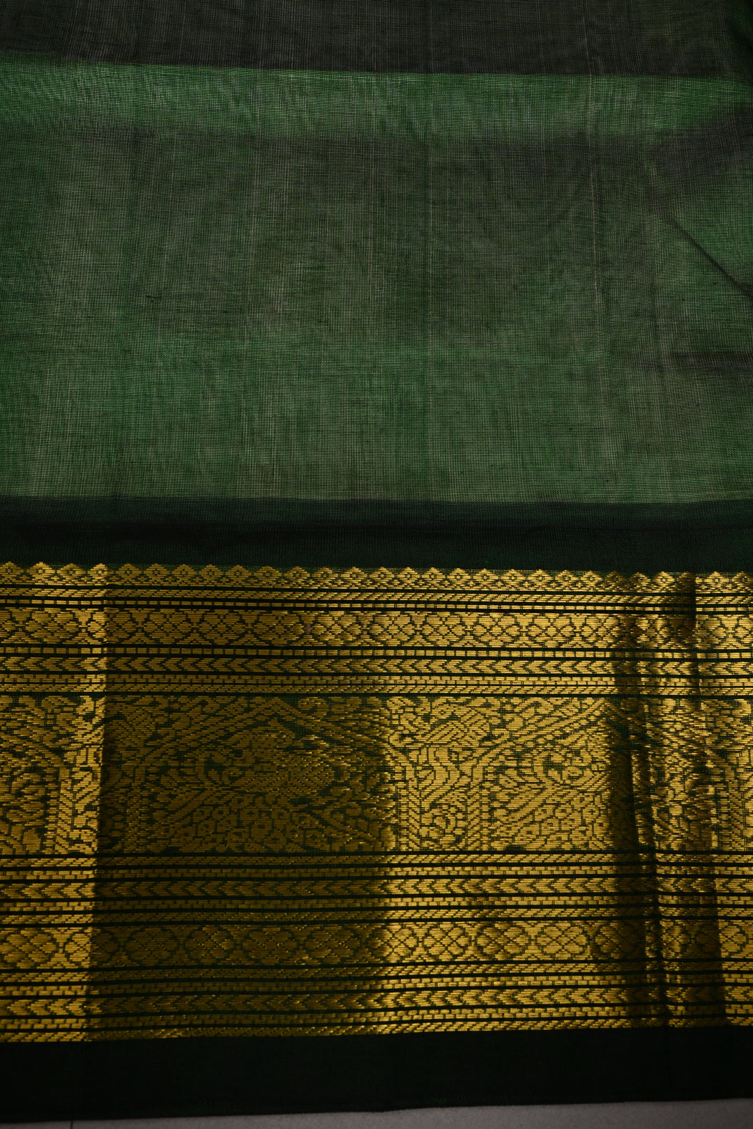 Off White Kanchi Silk Cotton Handloom Saree with  Contrast Zari Border | SHOBITAM