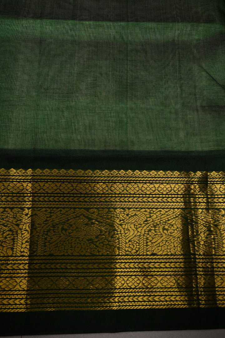 Off White Kanchi Silk Cotton Handloom Saree with  Contrast Zari Border | SHOBITAM