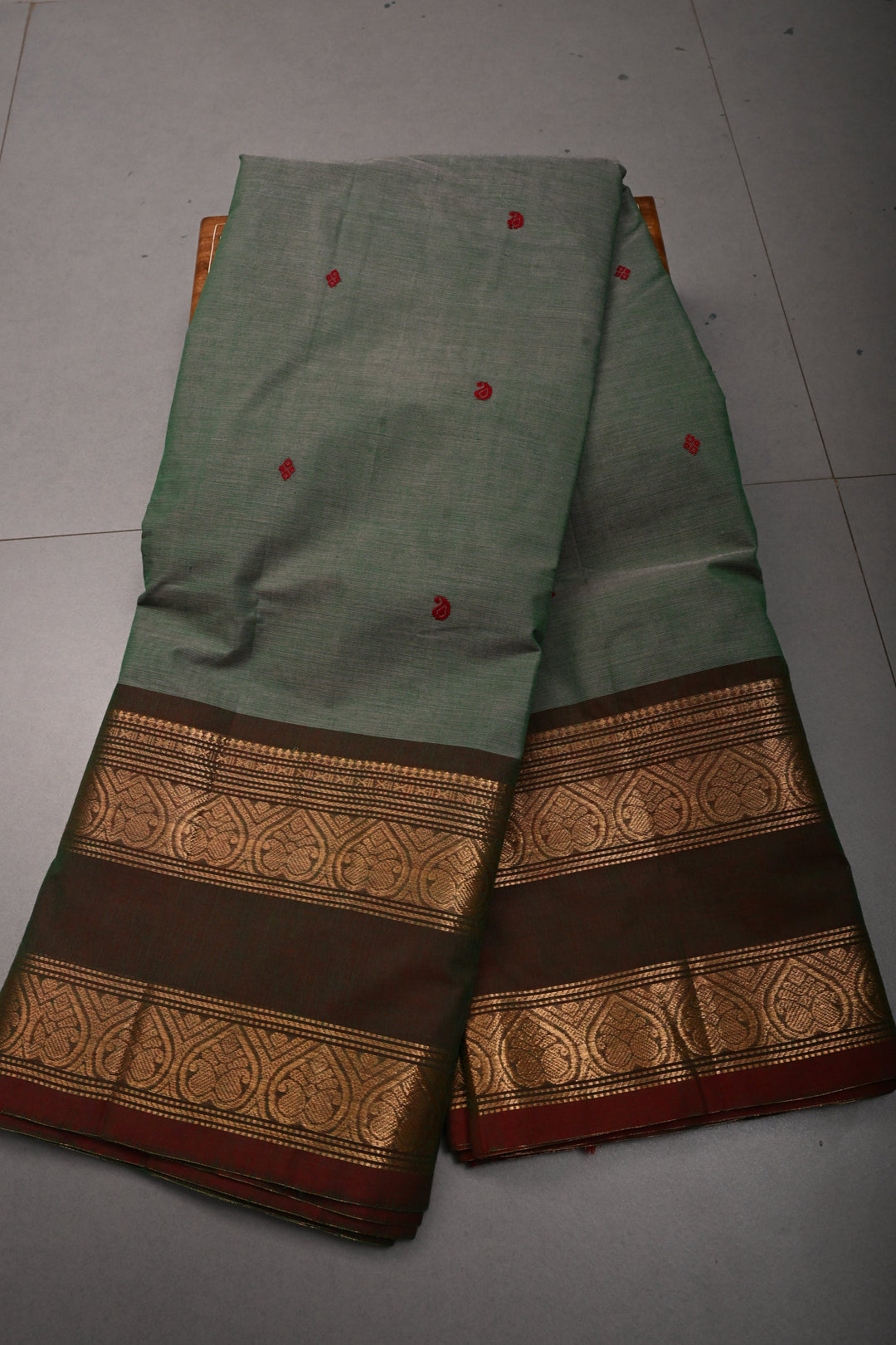 Gray-Green Dual Tone Kanchi Cotton Saree with Thread Buttas and Contrast Zari Borders | SHOBITAM