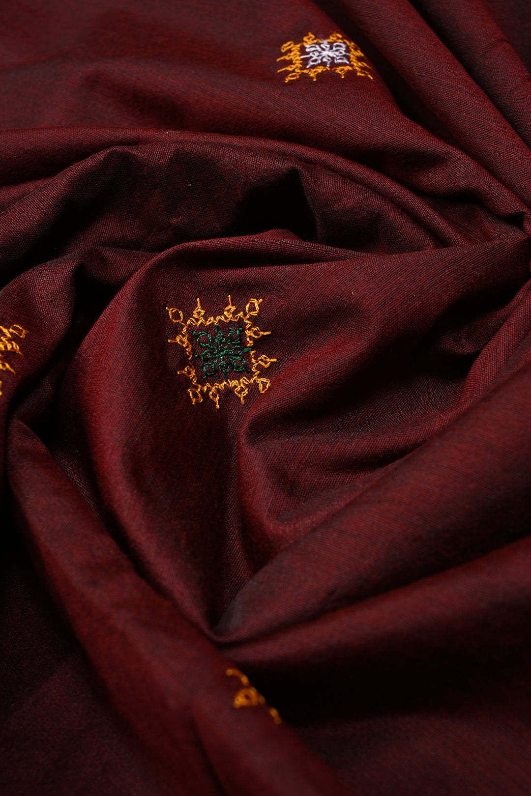 Coco Brown Ilkal Weave Mercerized Bagalkote Cotton Saree with Kasuti Style Machine Embroidery and Contrast Zari Border | SHOBITAM