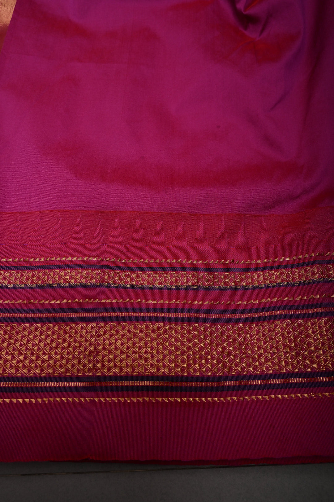 Emerald Green Ilkal Weave Mercerized Bagalkote Cotton Saree with Floral Zari Buttas and Contrast Zari Border | SHOBITAM