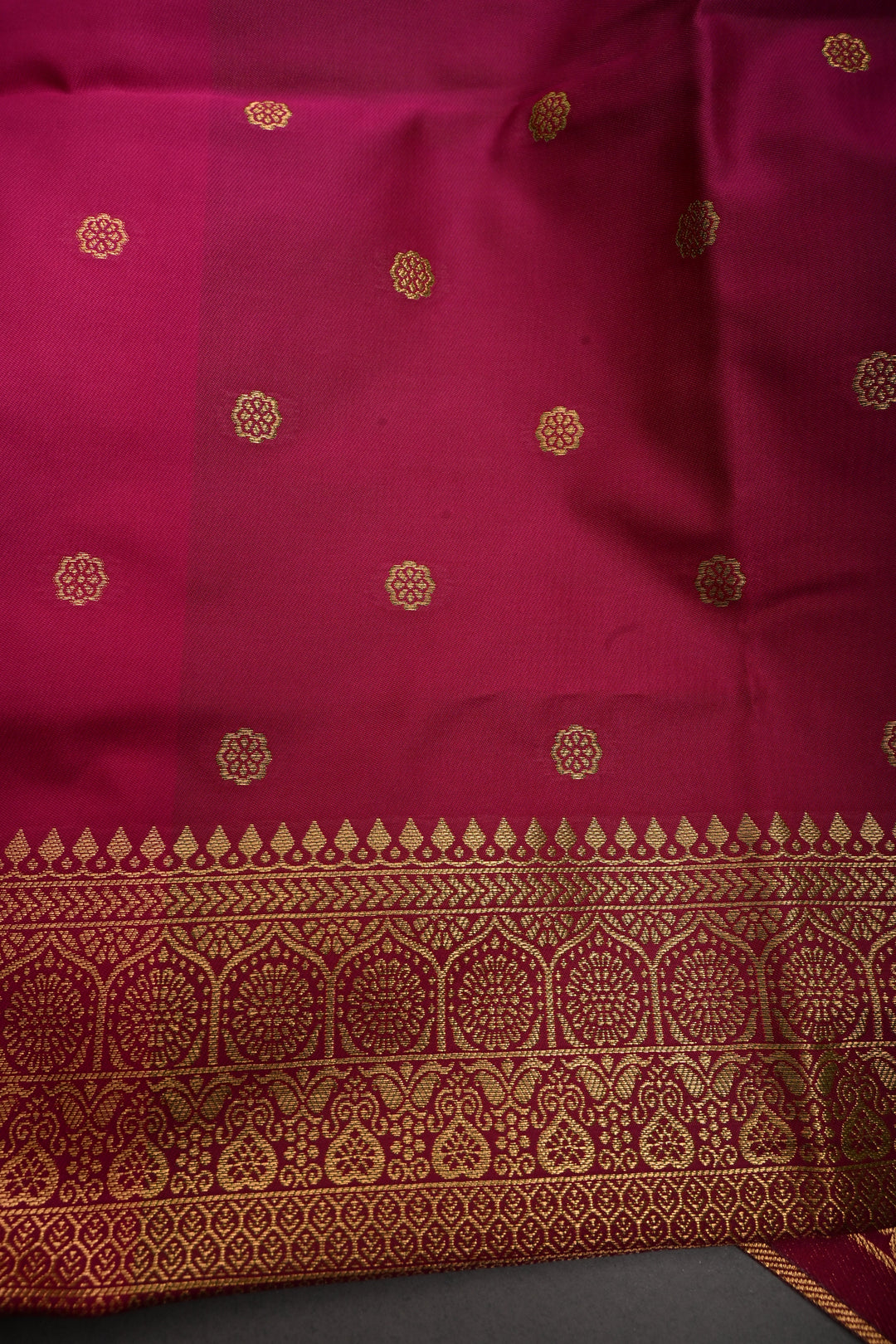 Green-Pink Dual tone Kanchi Semi Silk Saree with Zari Buttas and Contrast Zari Border | SHOBITAM