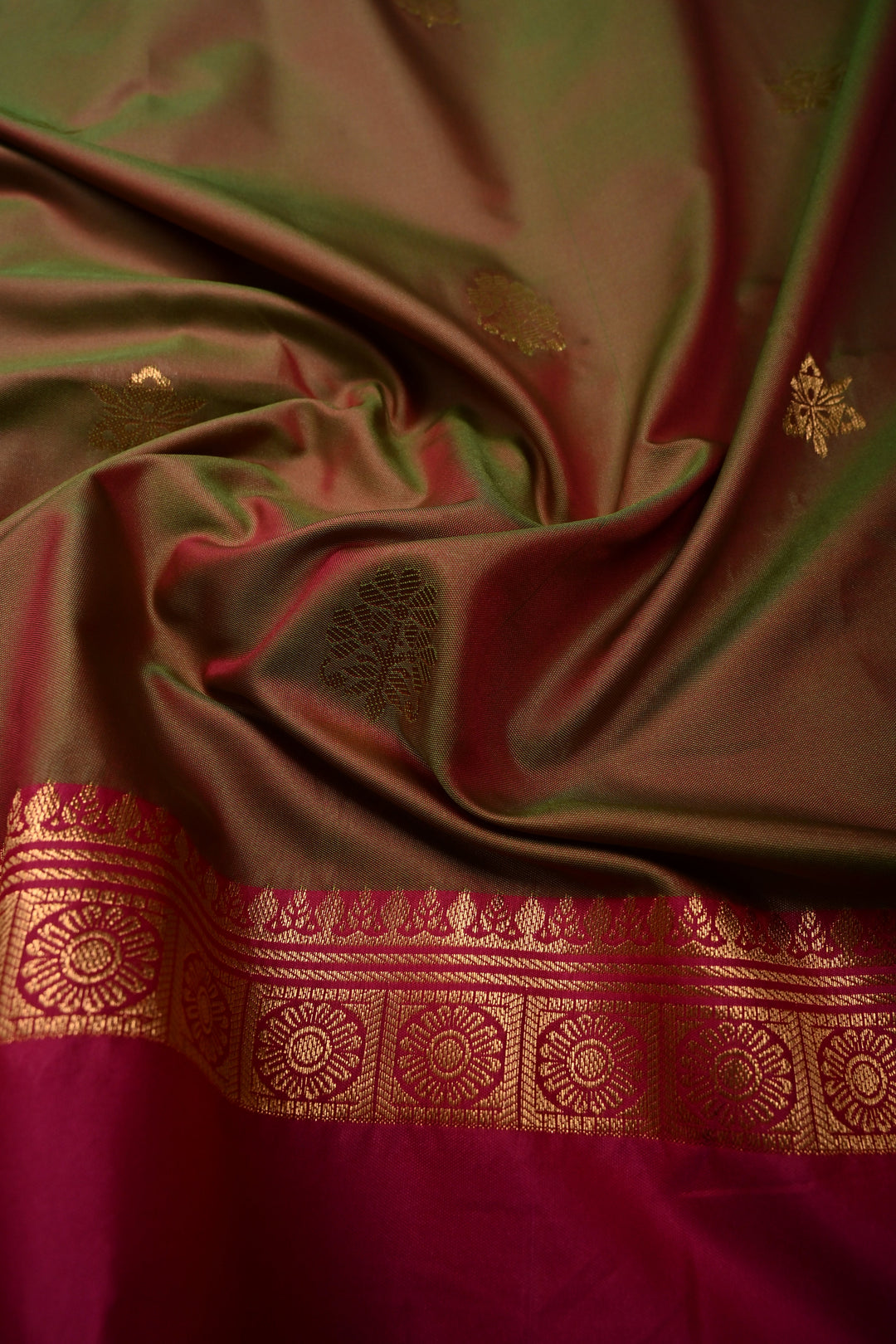 Green-Pink Dual tone Kanchi Semi Silk Saree with Zari Buttas and Contrast Zari Border | SHOBITAM