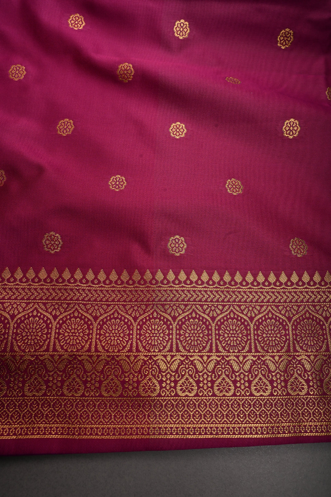 Mauve Dual tone Kanchi Semi Silk Saree with Zari Buttas and Contrast Zari Border | SHOBITAM