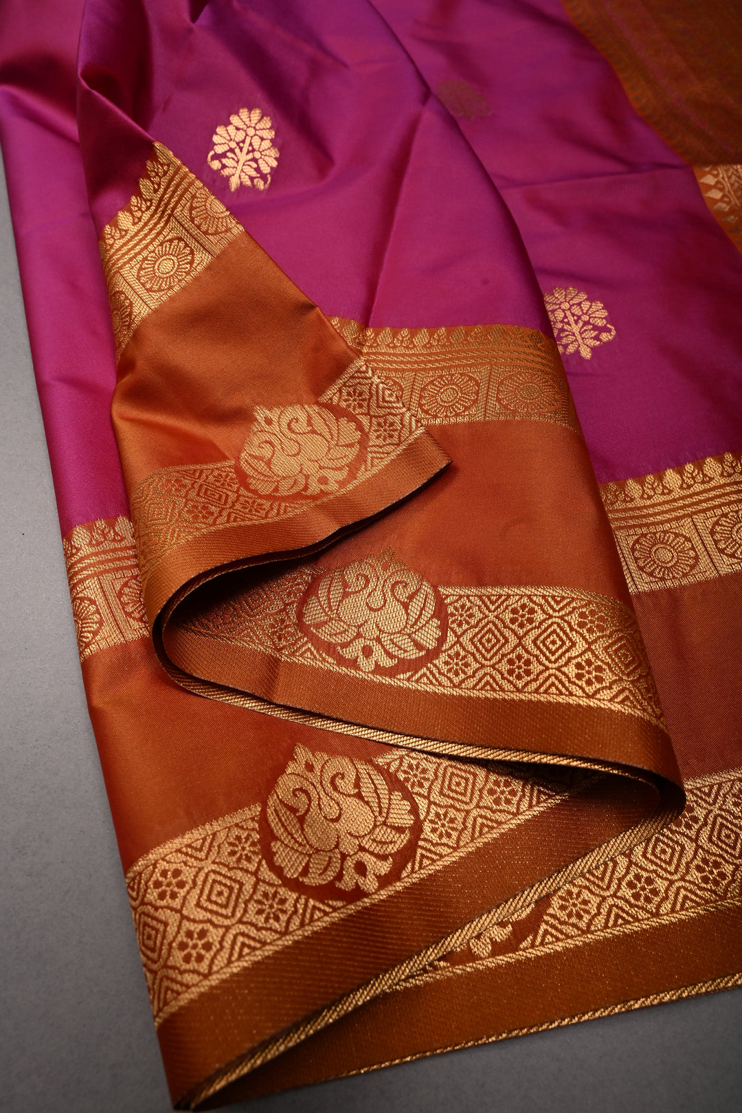 Rani Pink Dual tone Kanchi Semi Silk Saree with Zari Buttas and Contrast Zari Border | SHOBITAM