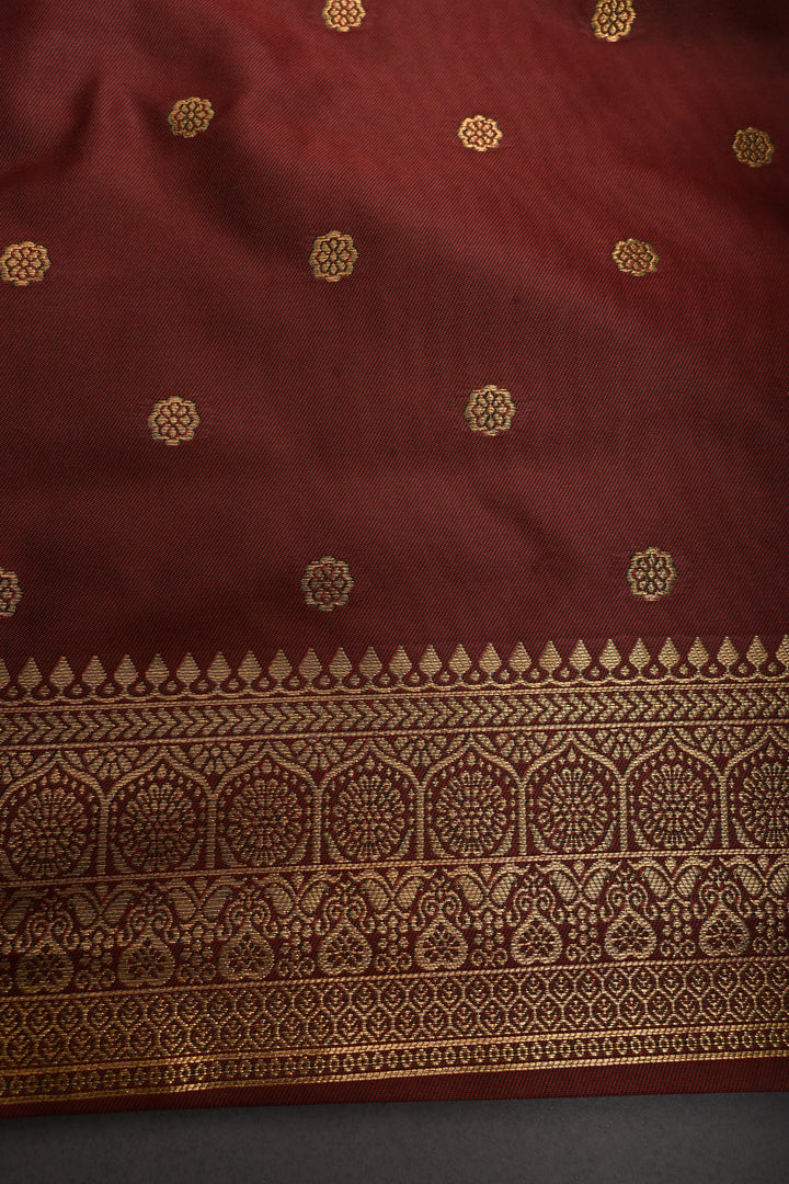 Cactus Green Kanchi Semi Silk Saree with Zari Buttas and Contrast Rettaipet Zari Border | SHOBITAM