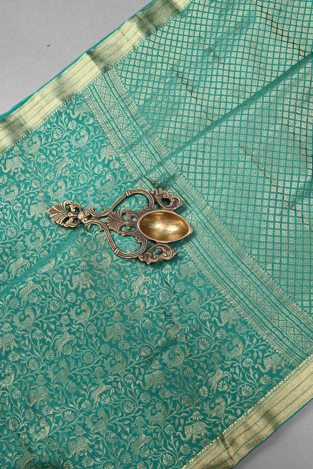 Rama Green Mysore Silk Saree with Vanasingaram Zari Brocade and Zari Border | SILK MARK CERTIFIED | SHOBITAM