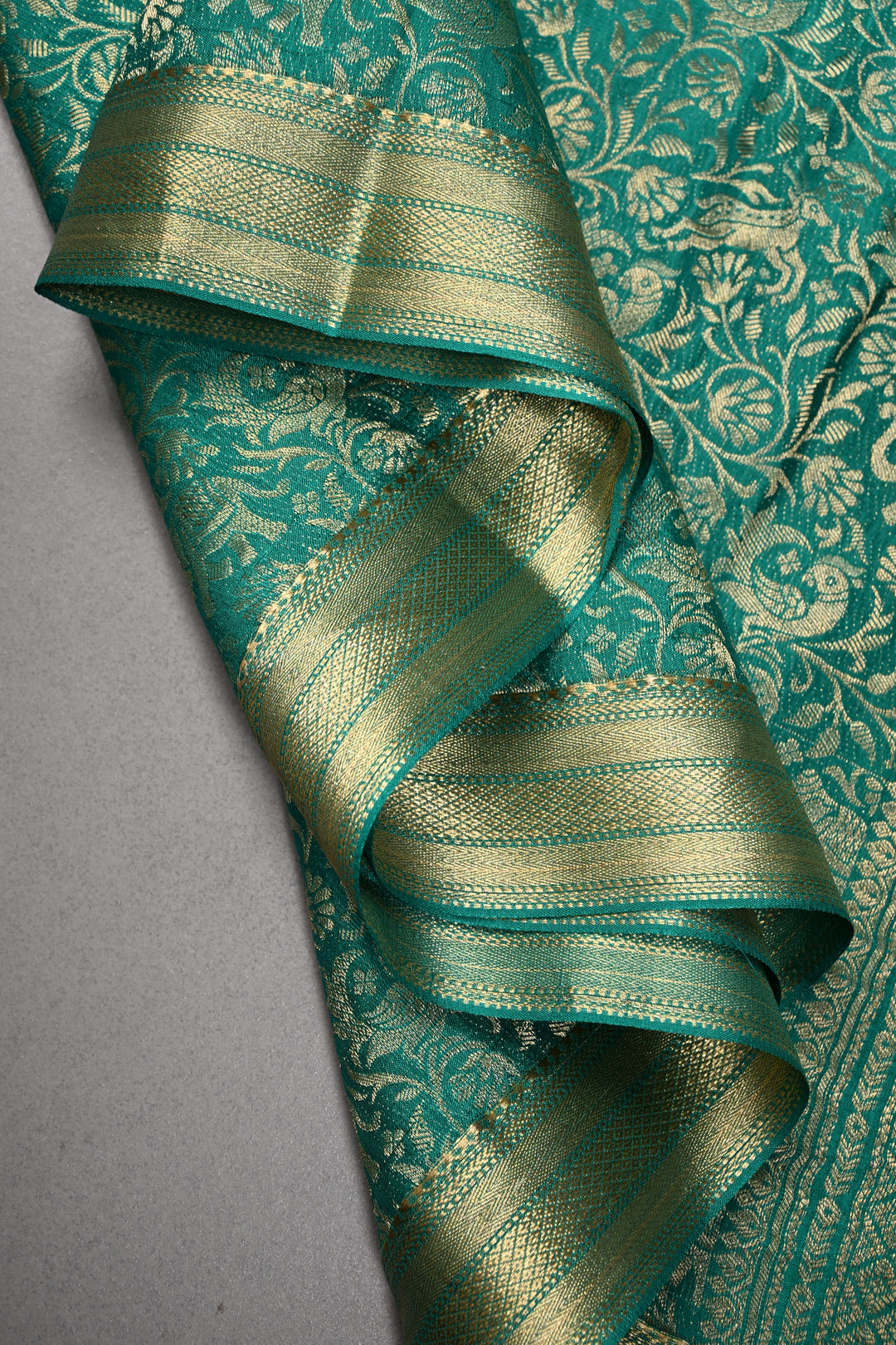 Rama Green Mysore Silk Saree with Vanasingaram Zari Brocade and Zari Border | SILK MARK CERTIFIED | SHOBITAM