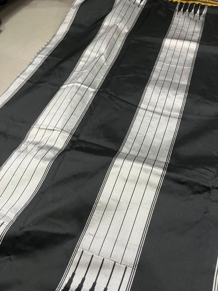 Black and white checks on mercerized cotton Bagalkote Iikal Saree with Zari Border | SHOBITAM