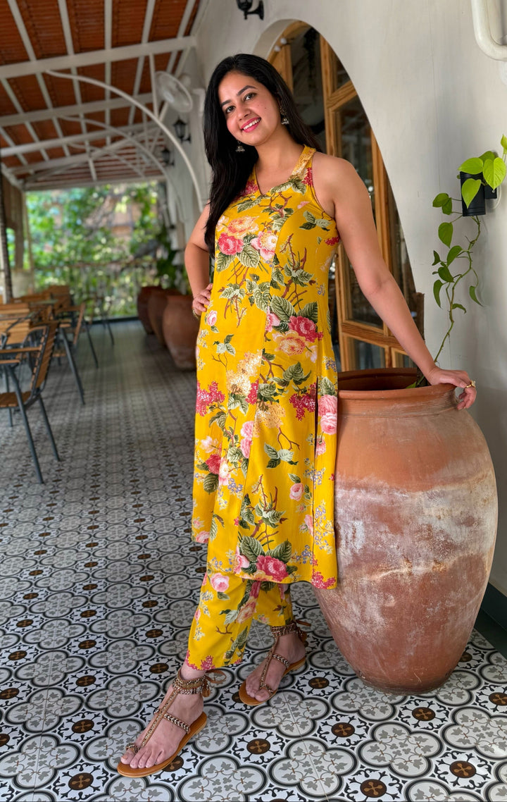 EDEN Yellow Sleeveless Cotton Kurta Set Of 2