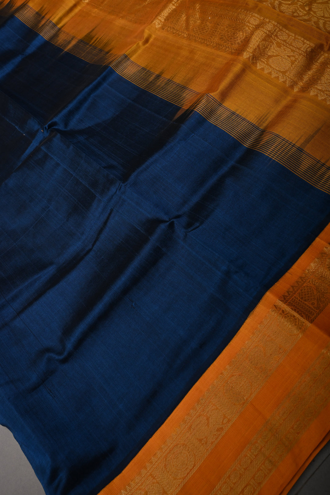 Prussian Blue 9 Yards Madisar Silk Cotton Saree with Contrast Zari Border ,No Blouse Piece