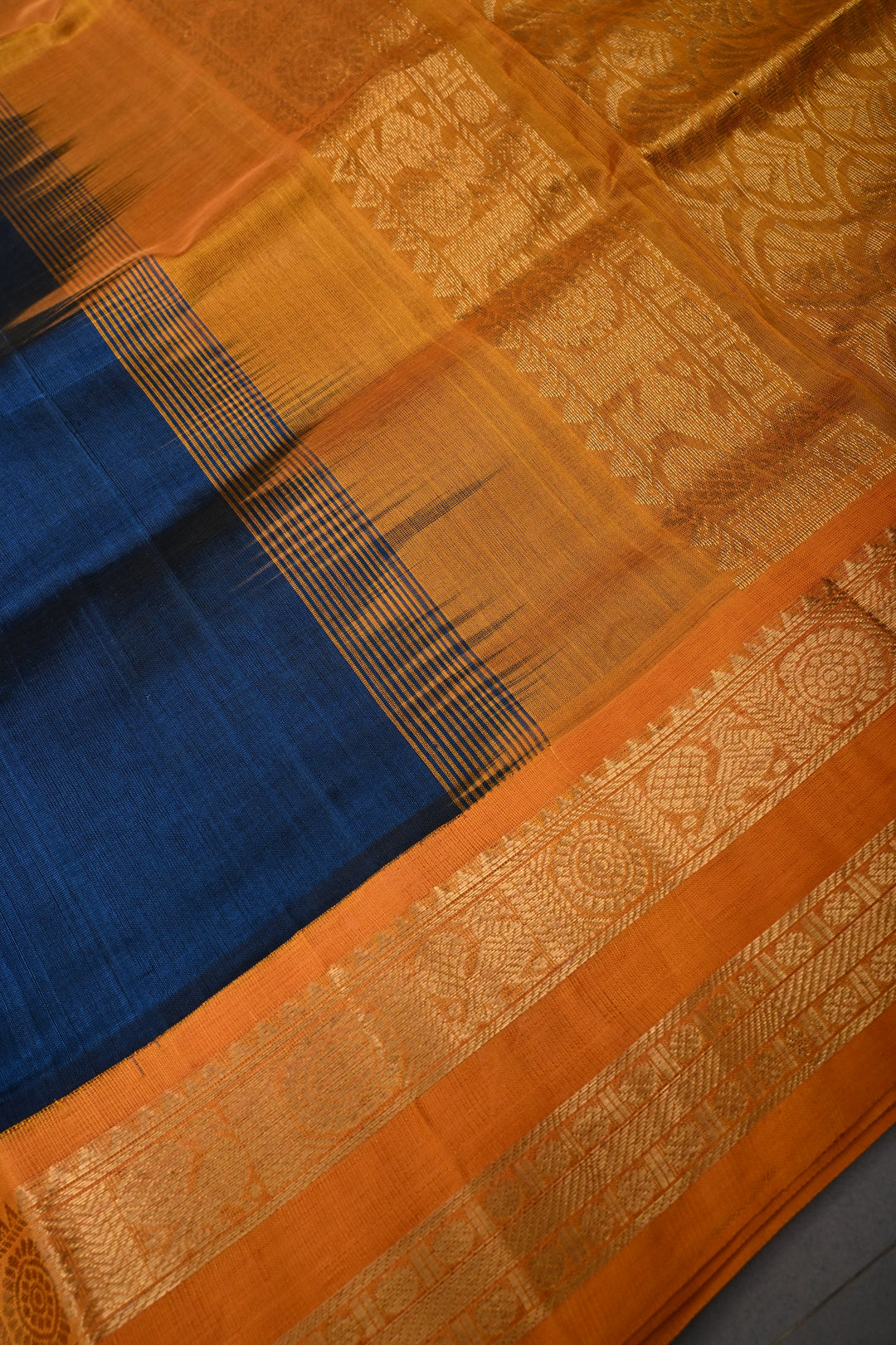 Prussian Blue 9 Yards Madisar Silk Cotton Saree with Contrast Zari Border ,No Blouse Piece