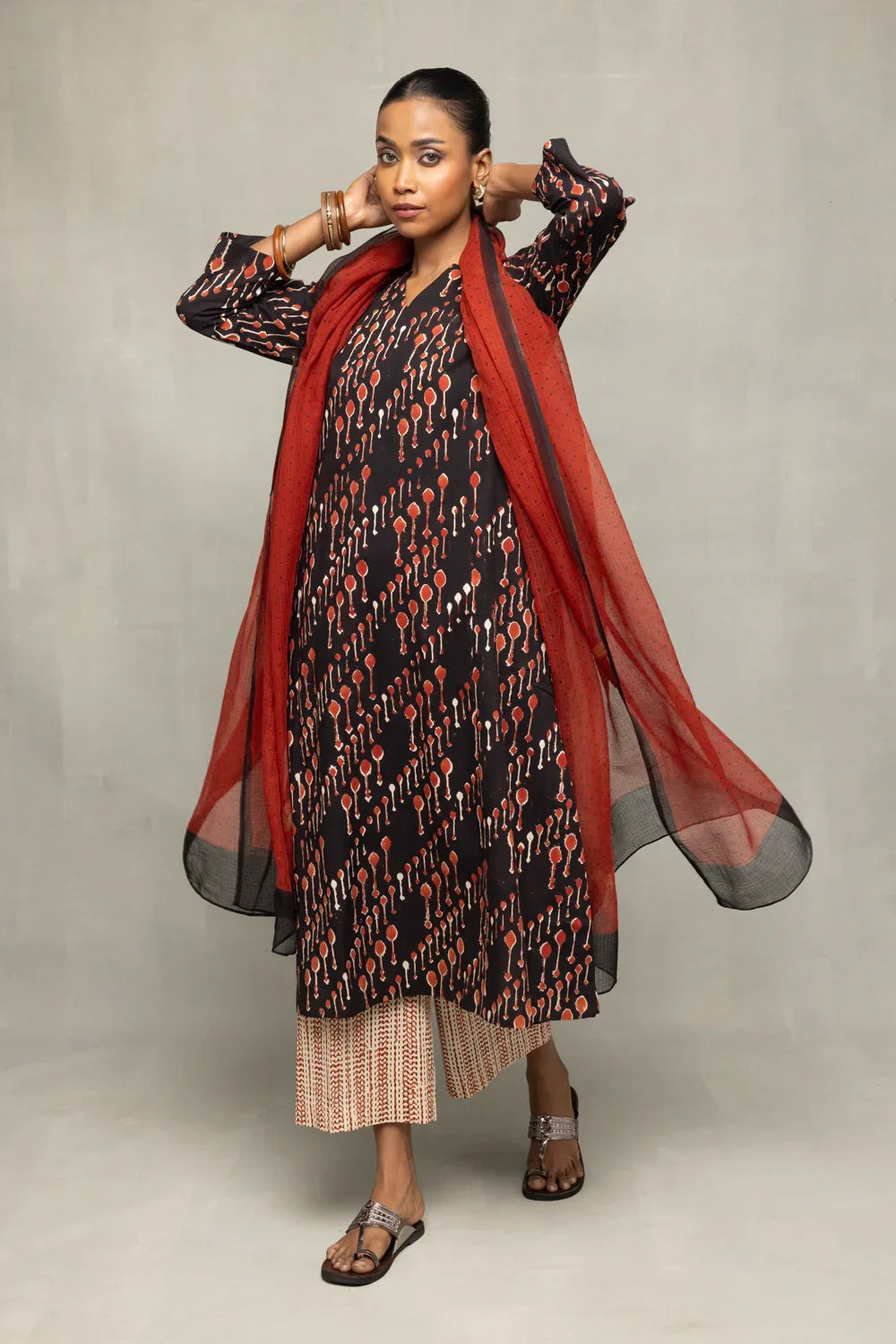 Ebony & Crimson Bagru Hand-Block Print Kurta set | SHOBITAM