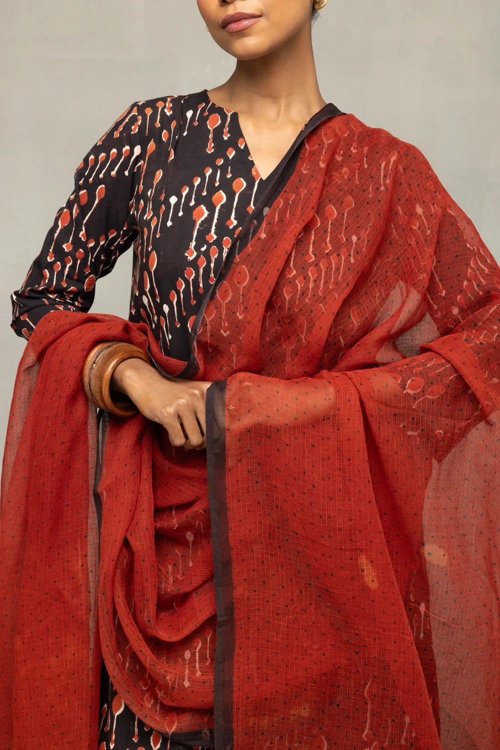Ebony & Crimson Bagru Hand-Block Print Kurta set | SHOBITAM