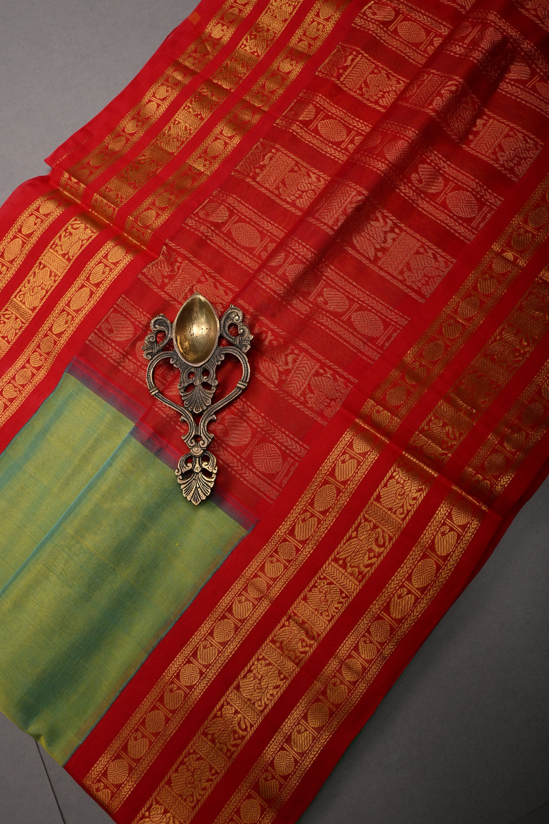 Green-Mustard Dula Tone 9 Yards Madisar Silk Cotton Saree with Contrast Zari Border ,No Blouse Piece