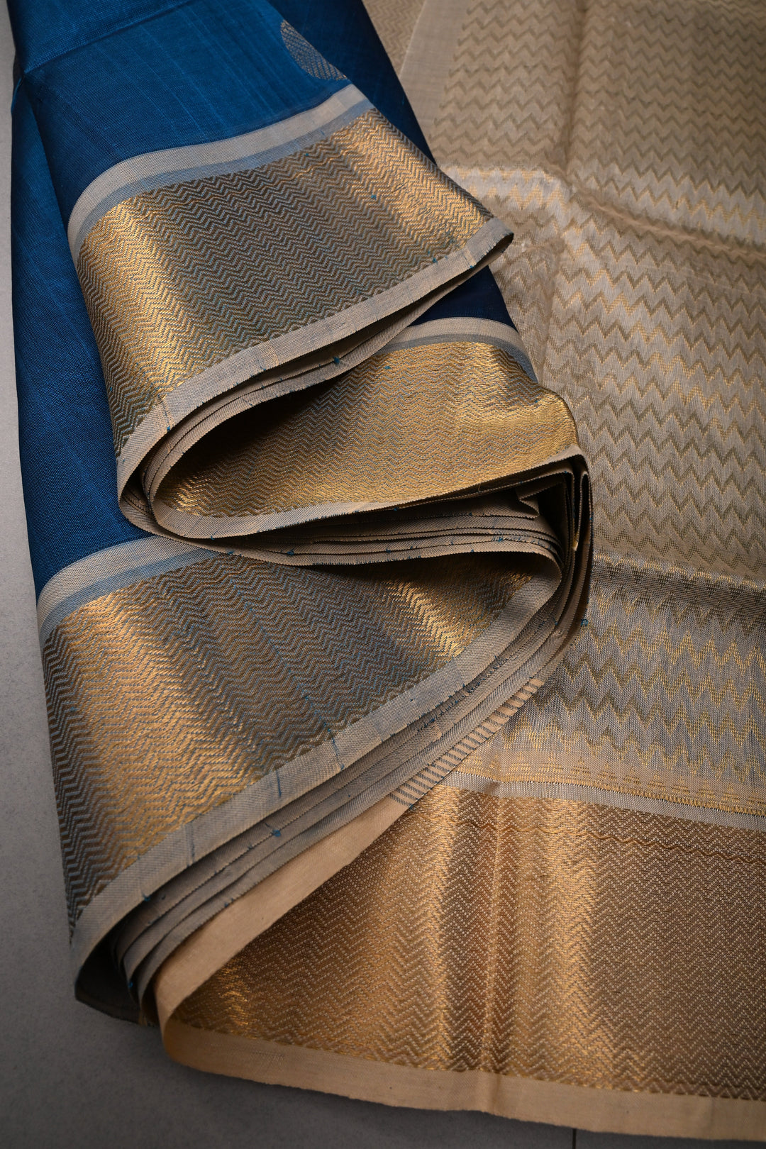 Peacock Blue 9 Yards Madisar Silk Cotton Saree with Contrast Zari Border ,No Blouse Piece