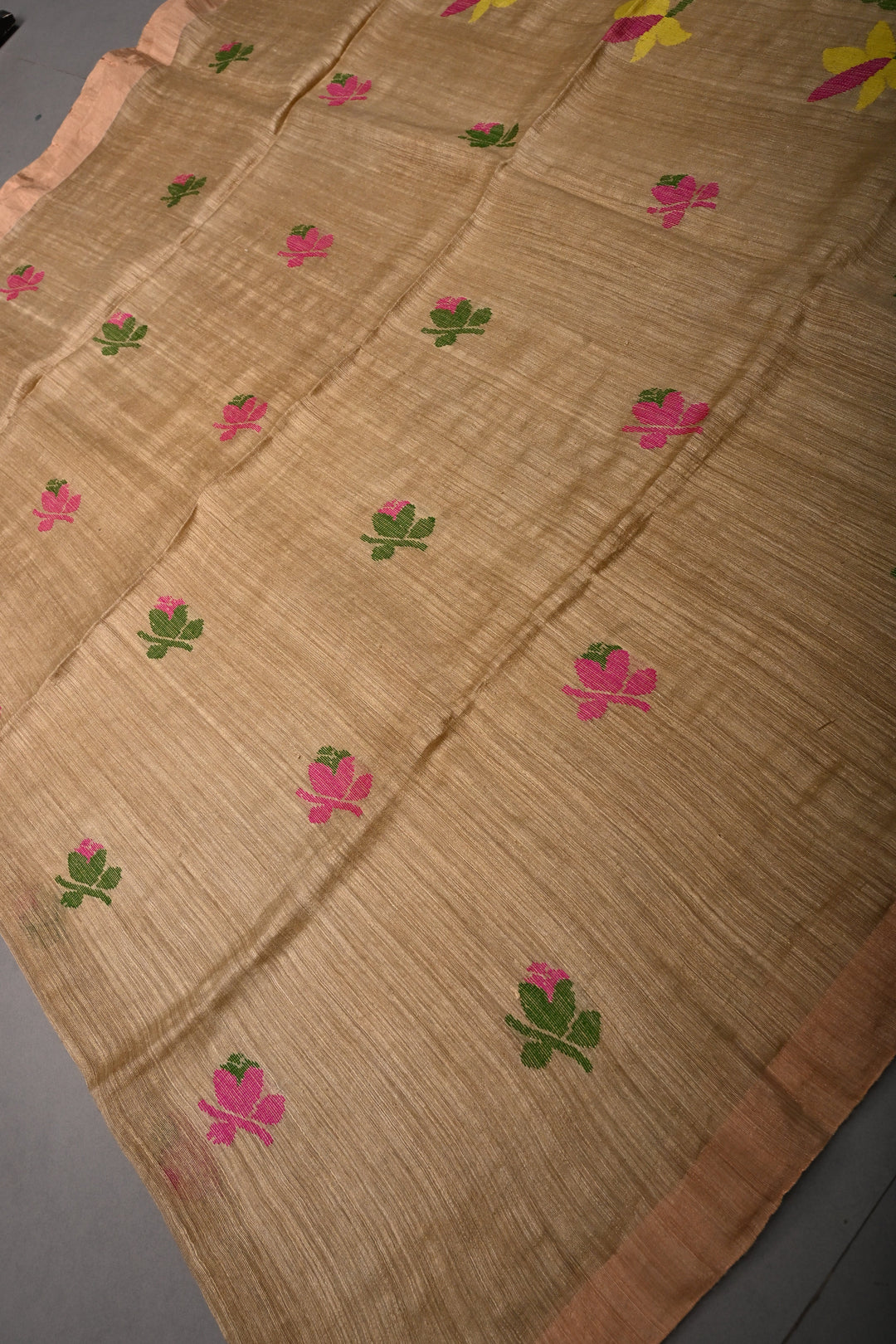 Kora Color Matka Silk Saree with Jamdani Meenakari Weaving Buttas and Muted Tissue Zari Border | SILK MARK CERTIFIED | SHOBITAM