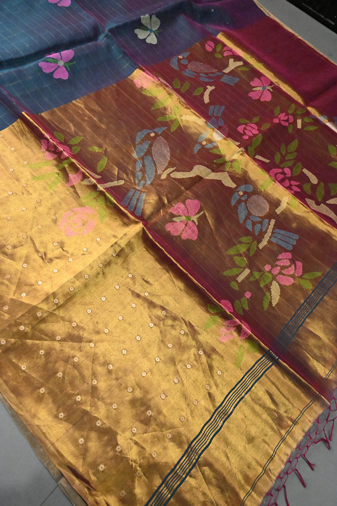Green-Pink Dual Tone Jamdani Weaving on Silk Muslin Saree with Pocket Sequins and Paithani Style Tissue Pallu | SILK MARK CERTIFIED | SHOBITAM