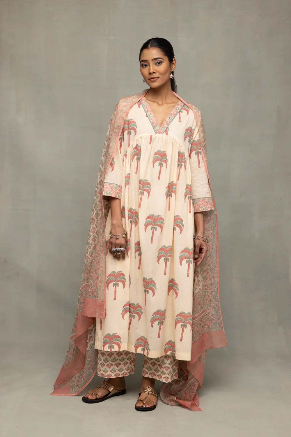 Cream and Pink Hand Block Palm Printed Kurta Set with Dupatta | SHOBITAM