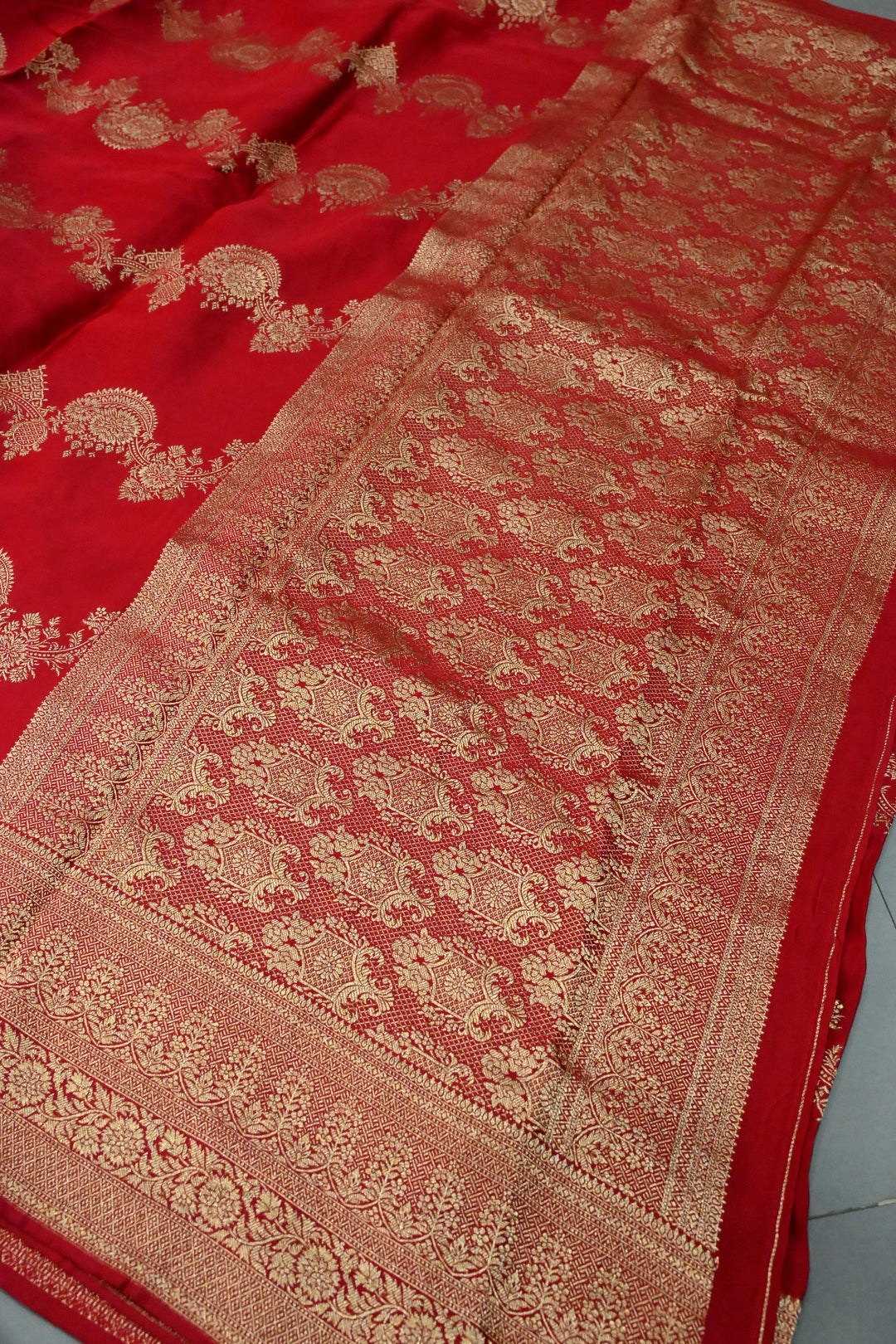 Blood Red Vegan Viscose Silk Saree with Scallop Design and Zari Border | SHOBITAM