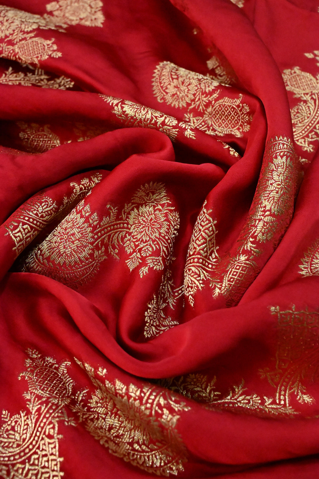 Blood Red Vegan Viscose Silk Saree with Scallop Design and Zari Border | SHOBITAM