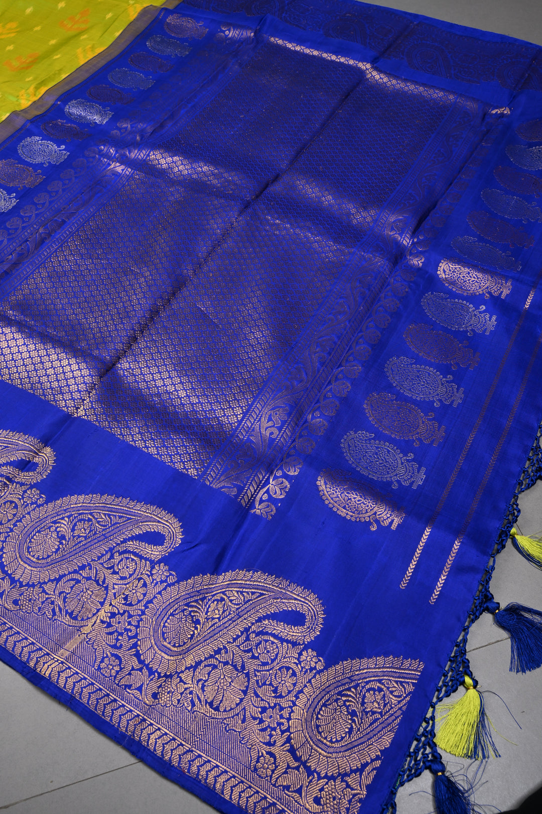 Parrot Green Jugalbandi Ikkat Gadwal Silk Saree with Birds Design and Contrast Paisley Zari Border | SILK MARK CERTIFIED | SHOBITAM