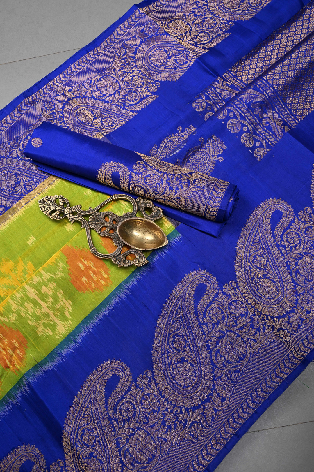 Parrot Green Jugalbandi Ikkat Gadwal Silk Saree with Birds Design and Contrast Paisley Zari Border | SILK MARK CERTIFIED | SHOBITAM