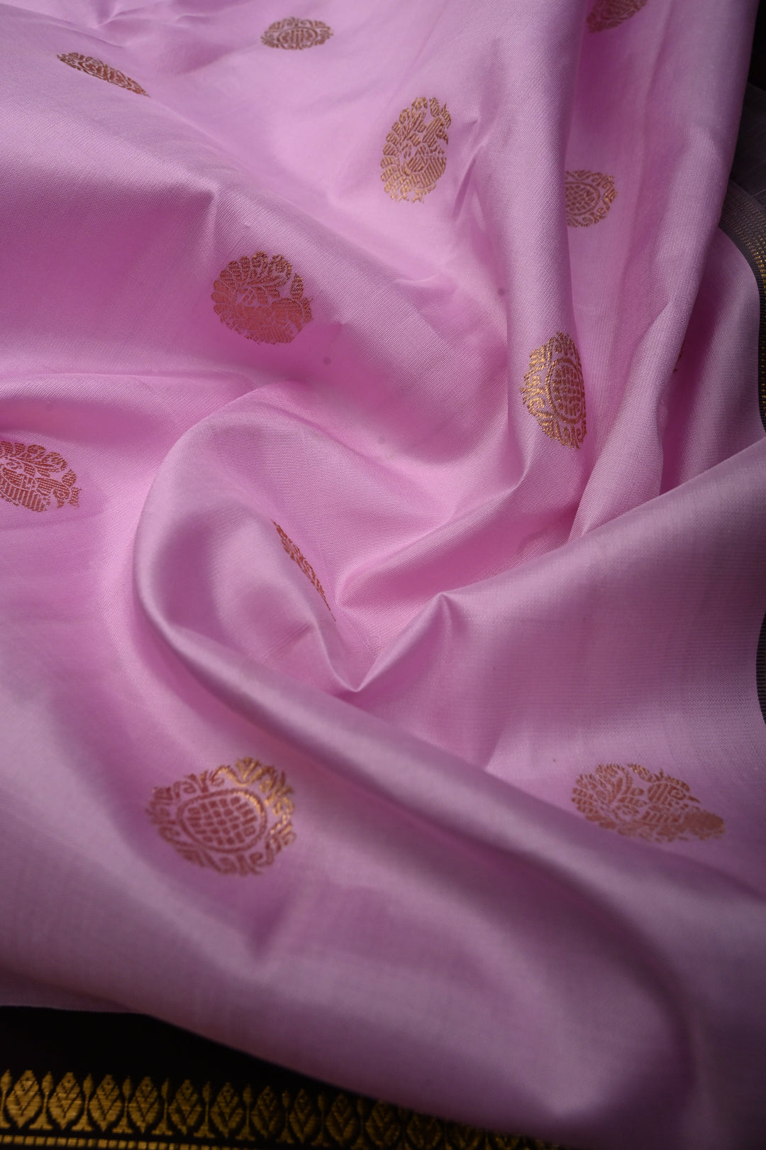 Thistle Pink Korvai Pure Gadwal Silk Saree with Zari Buttas and Contrast Wide Zari Border | SILK MARK CERTIFIED | SHOBITAM