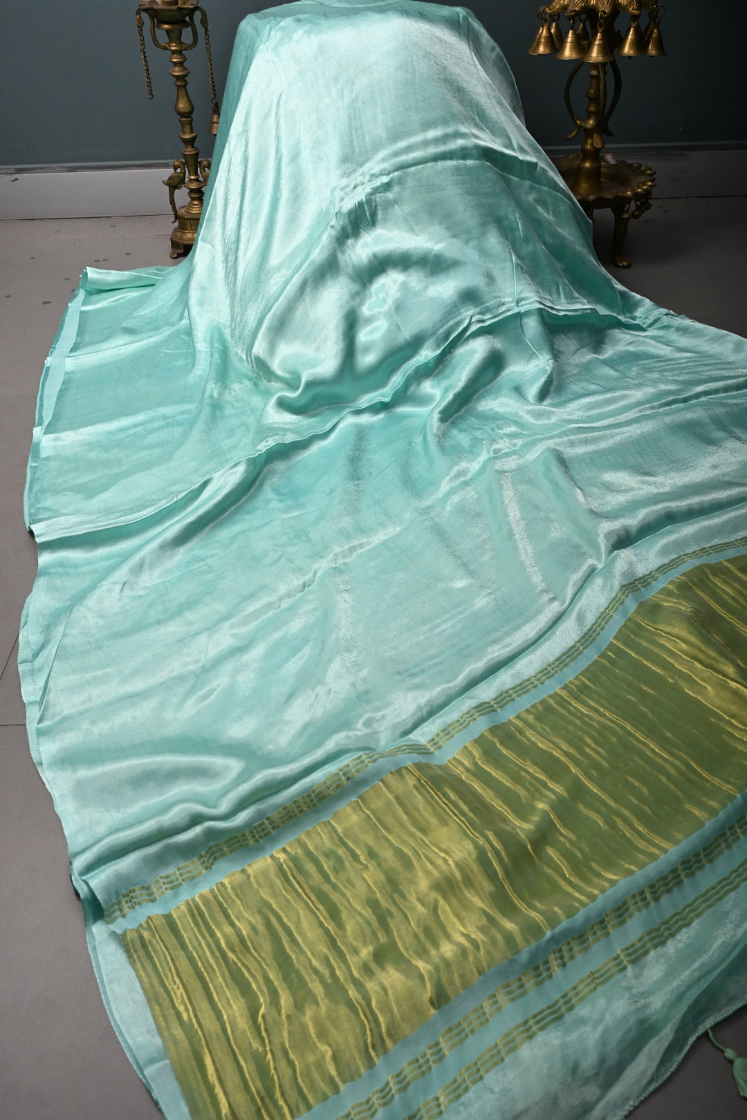 Mint Borderless Modal Silk Saree with Lagda Patta Crushed Pallu | SHOBITAM