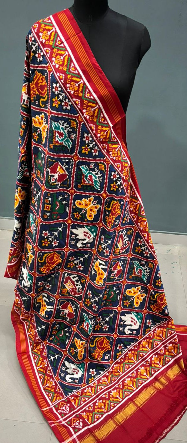 Dupatta : Authentic Double Ikkat Patan Patola Pure Silk Handwoven Duptatta in Deep Blue with Vanasingaram Design | SILK MARK CERTIFIED