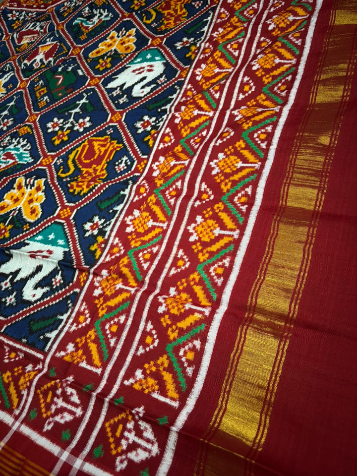 Dupatta : Authentic Double Ikkat Patan Patola Pure Silk Handwoven Duptatta in Deep Blue with Vanasingaram Design | SILK MARK CERTIFIED