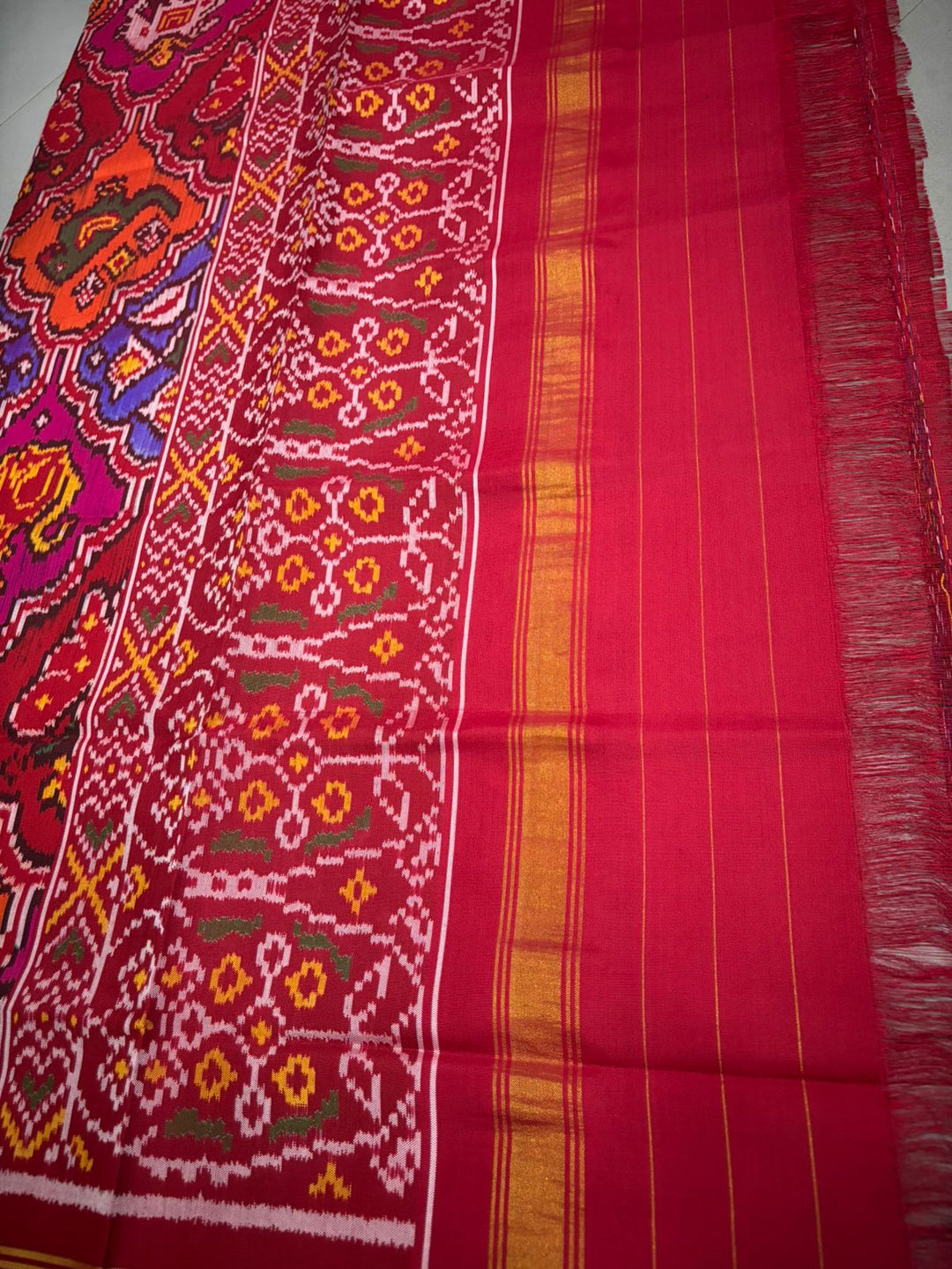 Dupatta : Twill Weave Authentic Single  Ikkat Patan Patola Handwoven Pure Silk Duptatta in Multicolor with Rangkat Style Twill Design | SILK MARK CERTIFIED | SHOBITAM