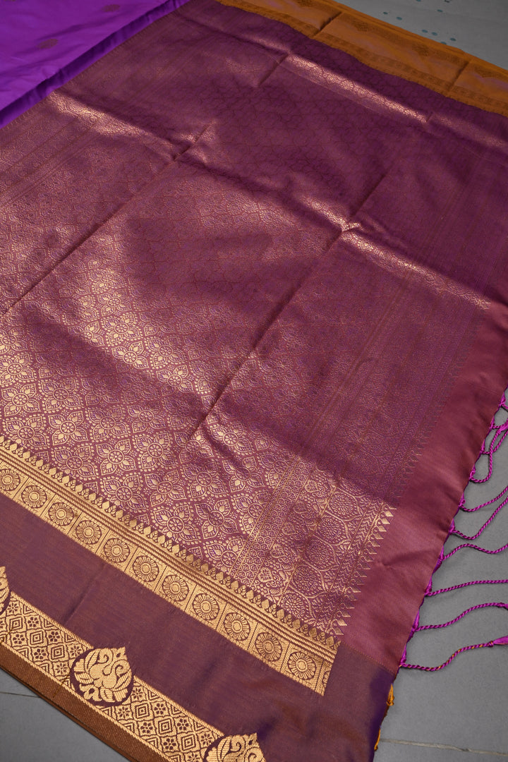 Vadamalli Kanchi Semi Silk Saree with Zari Buttas and Rettaipet Contrast Zari Border | SHOBITAM