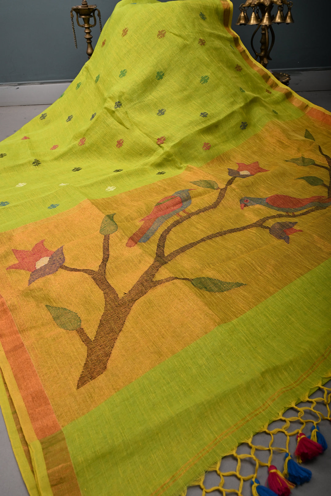 Chartreuse Handloom Linen with Paithani Border Saree | SHOBITAM