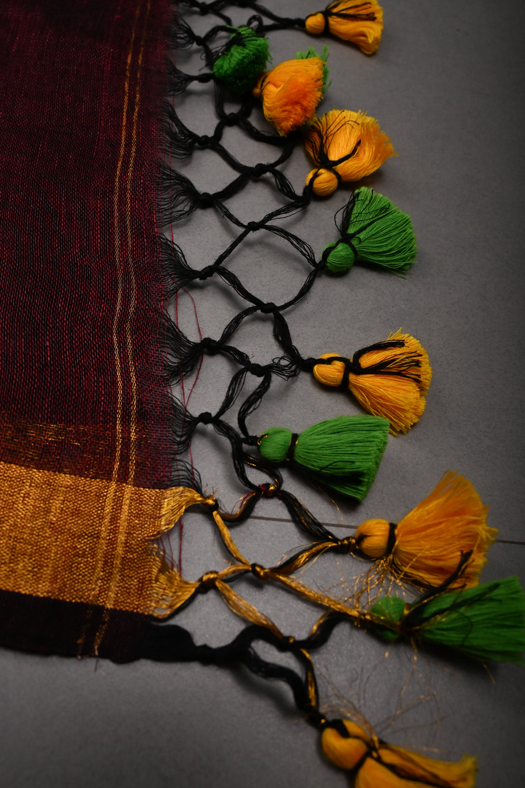 Maroon Handloom Linen with Paithani Border Saree | SHOBITAM