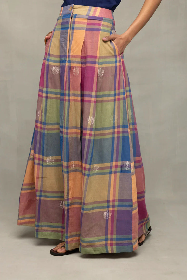 Lotus Meadow Checkered Jamdani Skord | SHOBITAM