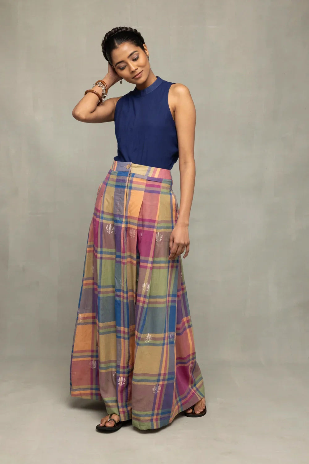 Lotus Meadow Checkered Jamdani Skord | SHOBITAM