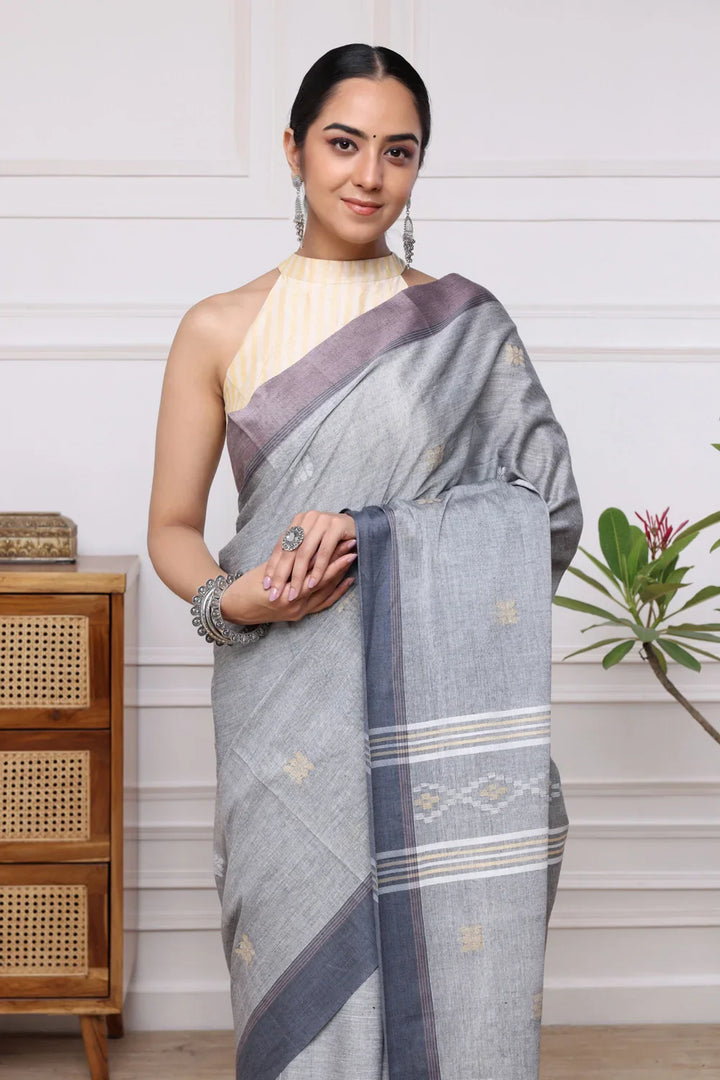Handloom Grey Mul Cotton Jamdani Saree | SHOBITAM