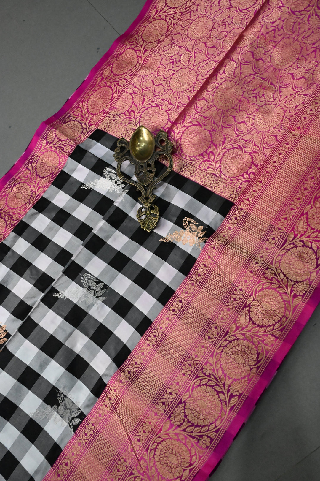 Balck-White Checks Pattern on Pure Katan Silk Banarasi Saree with Sona Rupa Zari Buttas and Contrast Zari Border  | SILK MARK CERTIFIED | SHOBITAM