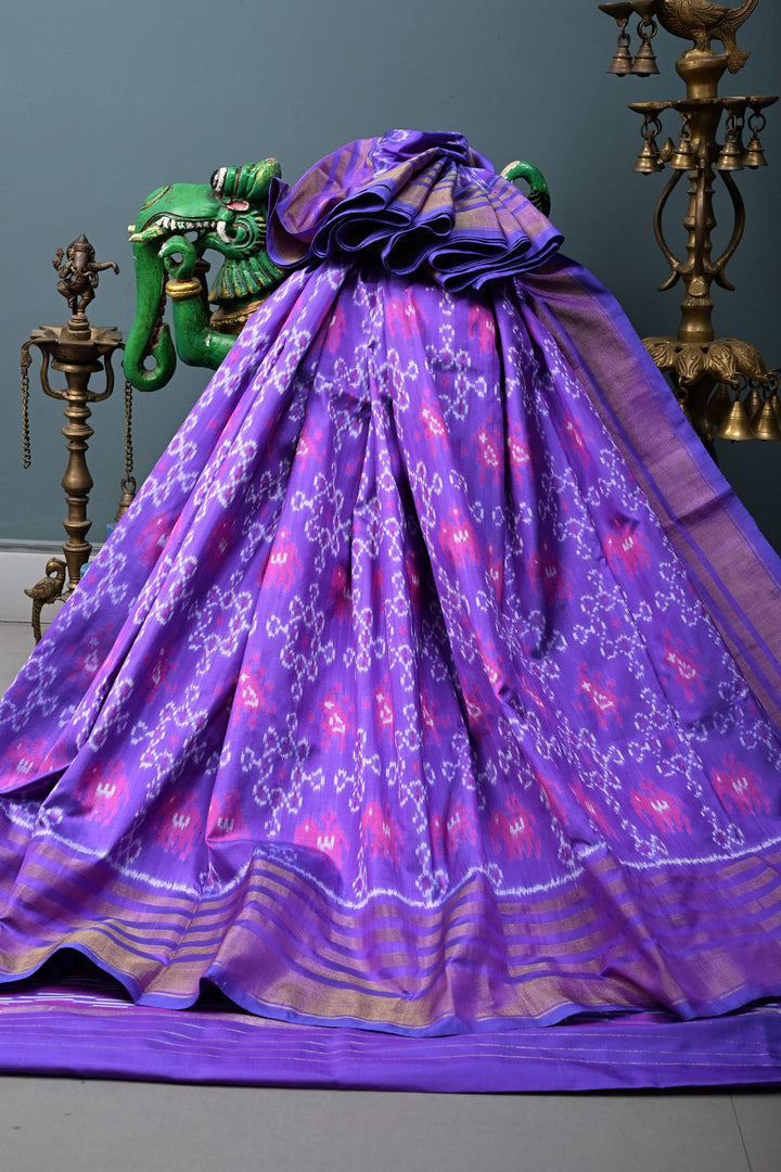Lavender-Purple Pochampally Ikkat Pure Silk Saree with Rangoli Design and Stripes Zari Border | SILK MARK CERTIFIED | SHOBITAM