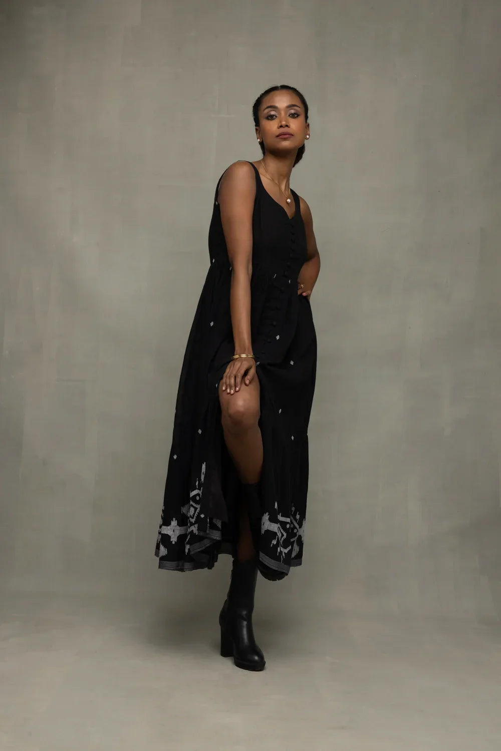 Midnight Black Handwoven Jamdani Tiered Midi Dress | SHOBITAM