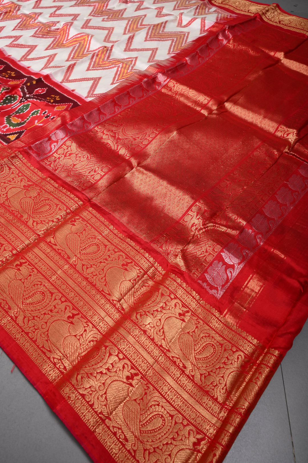 Off White Pochampally Ikkat Pure Silk Fusion Saree with Chevron and Panel Design on Contrast Kanjivaram Zari Border | SILK MARK CERTIFIED | SHOBITAM