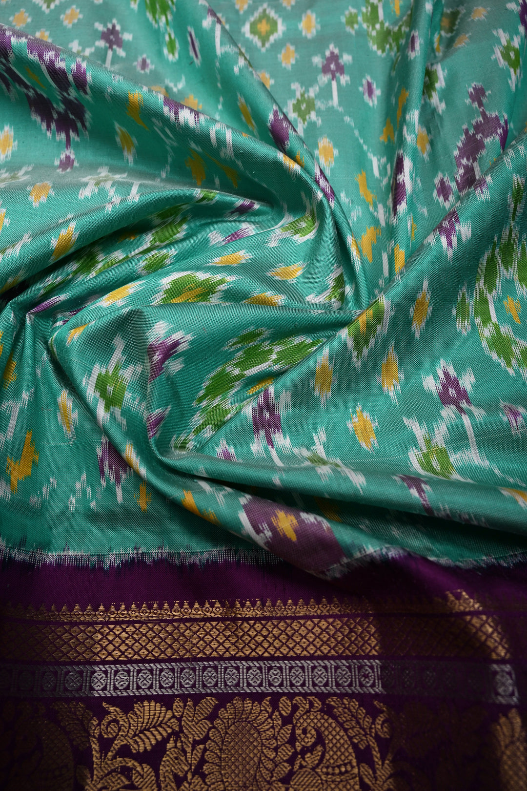 Mint Green Pochampally Ikkat Pure Silk Fusion Saree with Geometric Brocade and Contrast Kanjivaram Zari Border | SILK MARK CERTIFIED | SHOBITAM