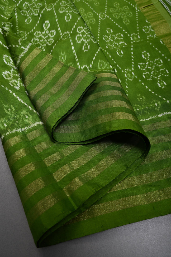 Mehendi Green Pochampally Ikkat Pure Silk Saree with Rangoli Design and Stripes Border | SILK MARK CERTIFIED | SHOBITAM