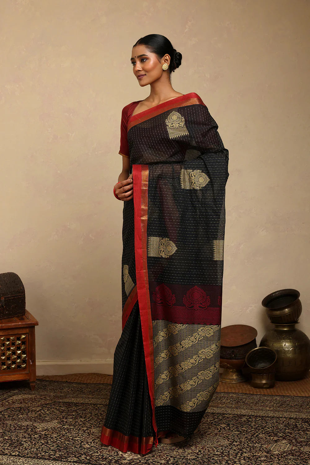 Handloom Black Kanchi Cotton Saree | Shobitam
