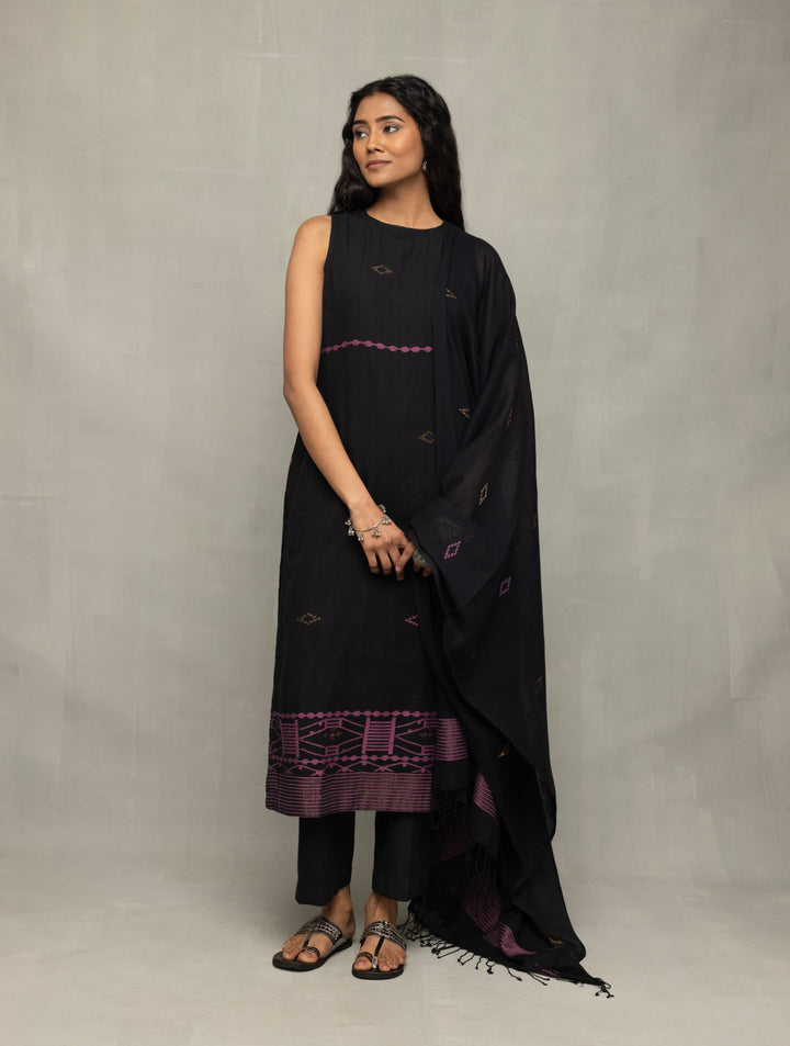 Handloom Black Pure Cotton Yantra Zari Jamdani Kurta Set WIth Dupatta | SHOBITAM