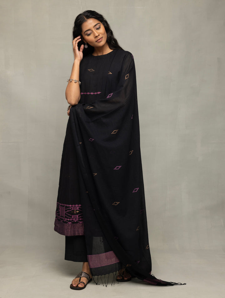 Handloom Black Pure Cotton Yantra Zari Jamdani Kurta Set WIth Dupatta | SHOBITAM