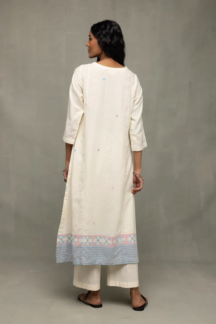 Ivory White Geometric Jamdani Kurta Set With Stripes Dupatta | SHOBITAM
